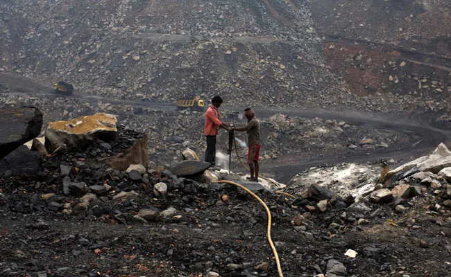 China Defends Joining India On Coal "Phase Down" Instead Of "Phase Out"