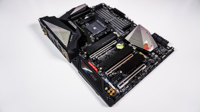 Gigabyte X570 AORUS Master Motherboard Review