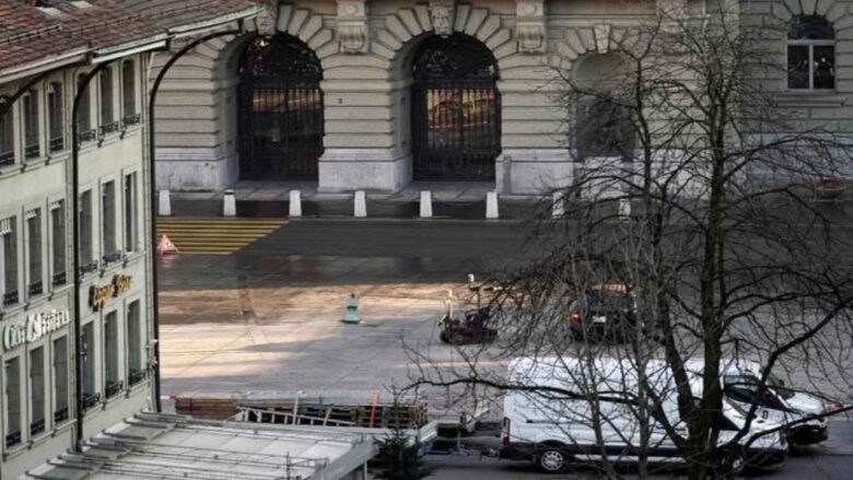 Bomb scare at Swiss parliament: Abandoned car seen, man with explosives arrested